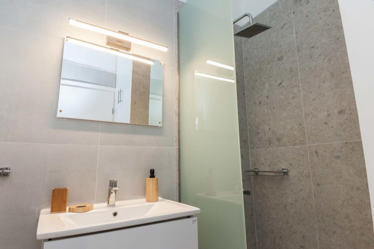 Apartment Exarhia Silver Moon With Acropolis View Athens